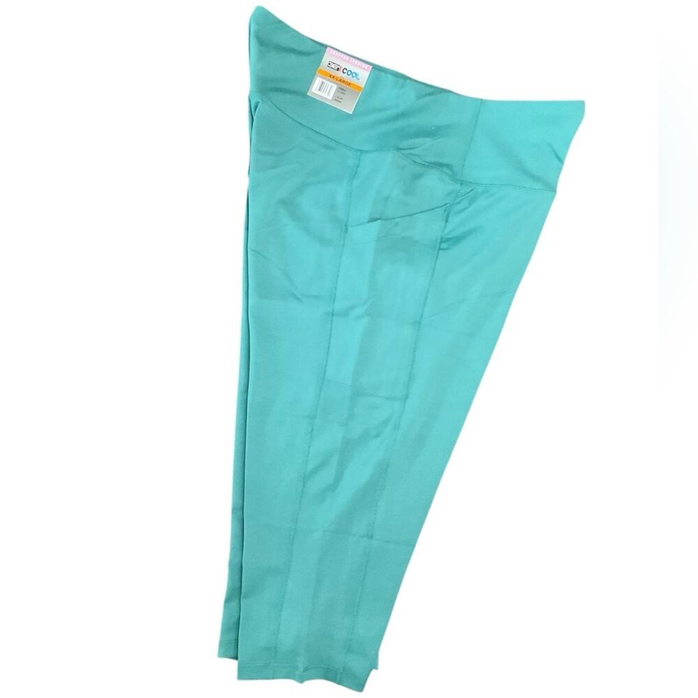 32 Degrees Women’s Athletic Leggings Cropped Knee Lenght Size XXL NWT